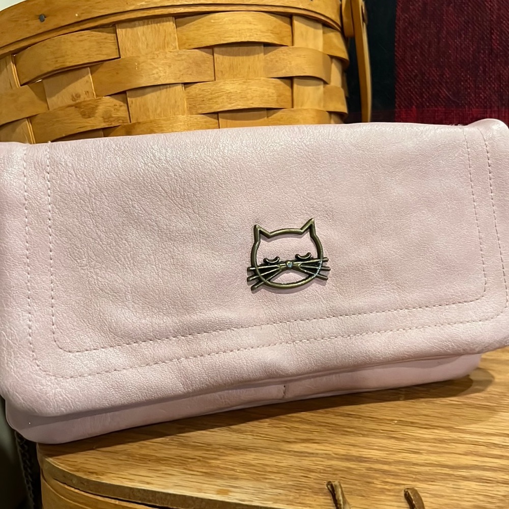 Really cute EUC kitty bag.
